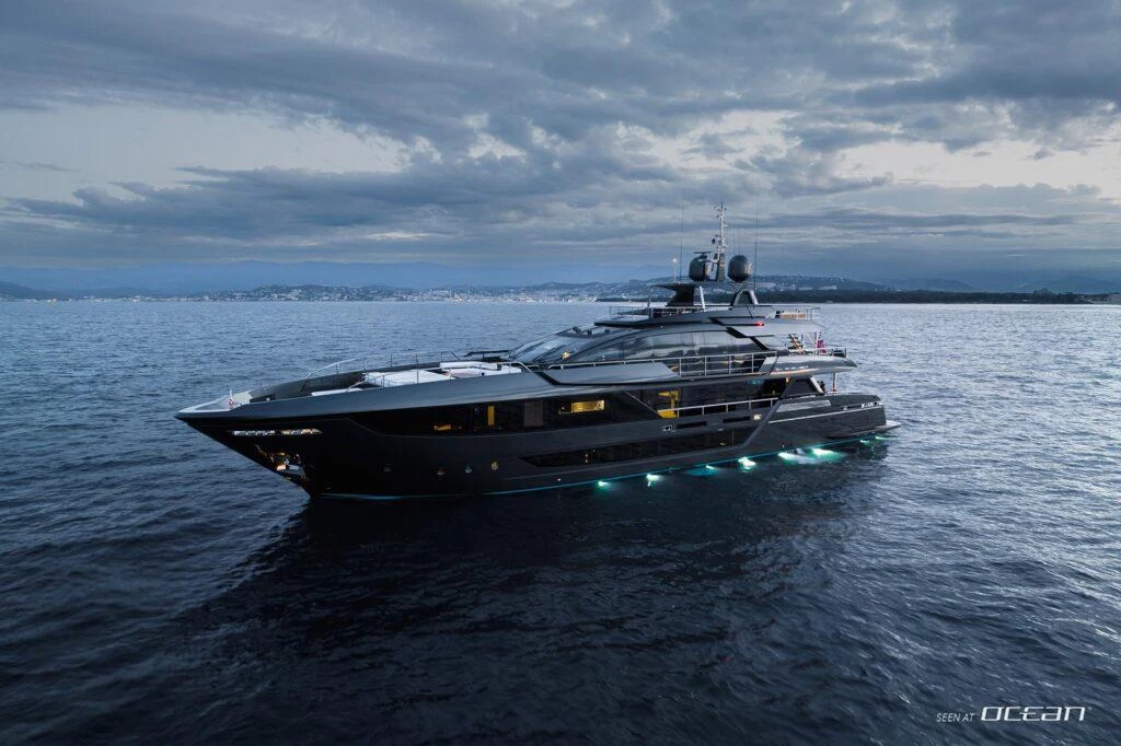LADY FIRST Riva superyacht for charter in The Bahamas | News | Luxury Yachts Charter