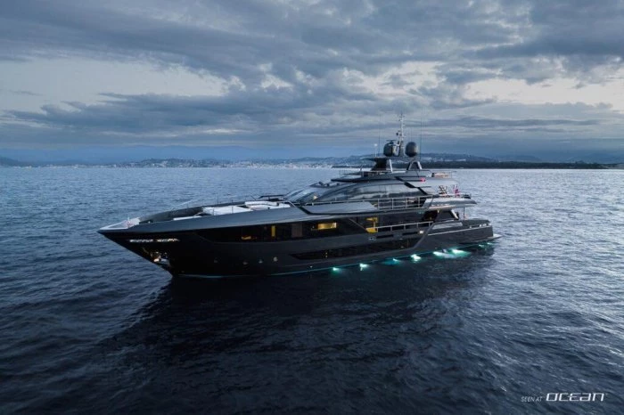 LADY FIRST Riva superyacht for charter in The Bahamas | News | Luxury Yachts Charter