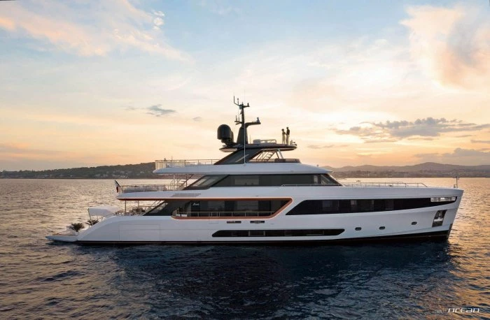 DAWO Benetti Class Motopanfilo 37M for Charter in Croatia | News | Luxury Yachts Charter