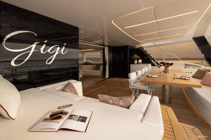 GIGI | Sunreef's Floating Luxury Villa | News | Luxury Yachts Charter