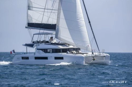 EFFIE STAR <b>Lagoon 51</b>