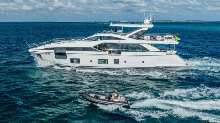 New PIER PRESSURE Azimut luxury yacht Bahamas | Launching discounts | News | Luxury Yachts Charter