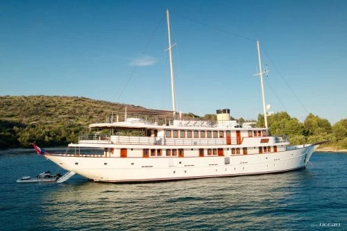 BELLEZZA <b>Custom 52m</b>