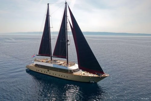 ANETTA <b>Custom 40m</b>