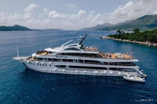 SYMPHONY <b>Custom 52m</b>