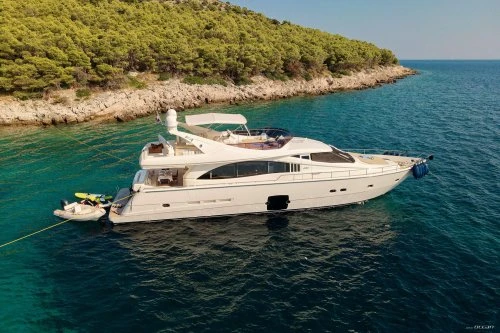 STELLA D'ORO <b>Ferretti 731</b>