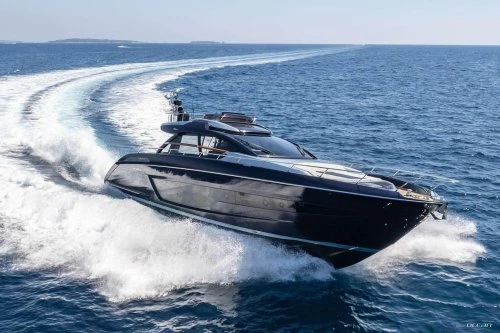 BLUE SHARK <b>Riva 66 Ribelle</b>